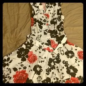 NWT Fancyqube Summer Style Floral Print Dress